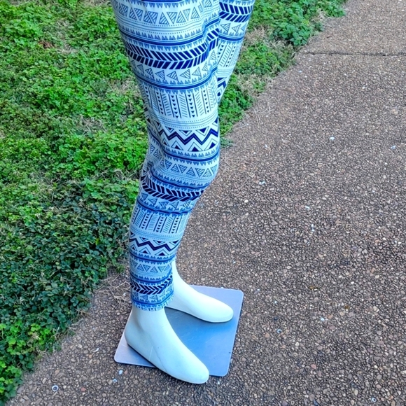 NEW SHEIN Geometric Print High Waist Leggings - Picture 10 of 17